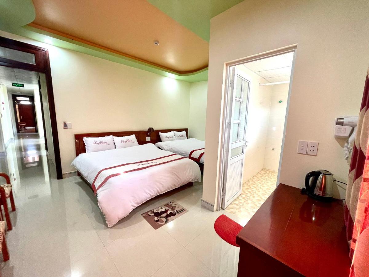 Huy Hoang Hotel Đồng Văn Esterno foto