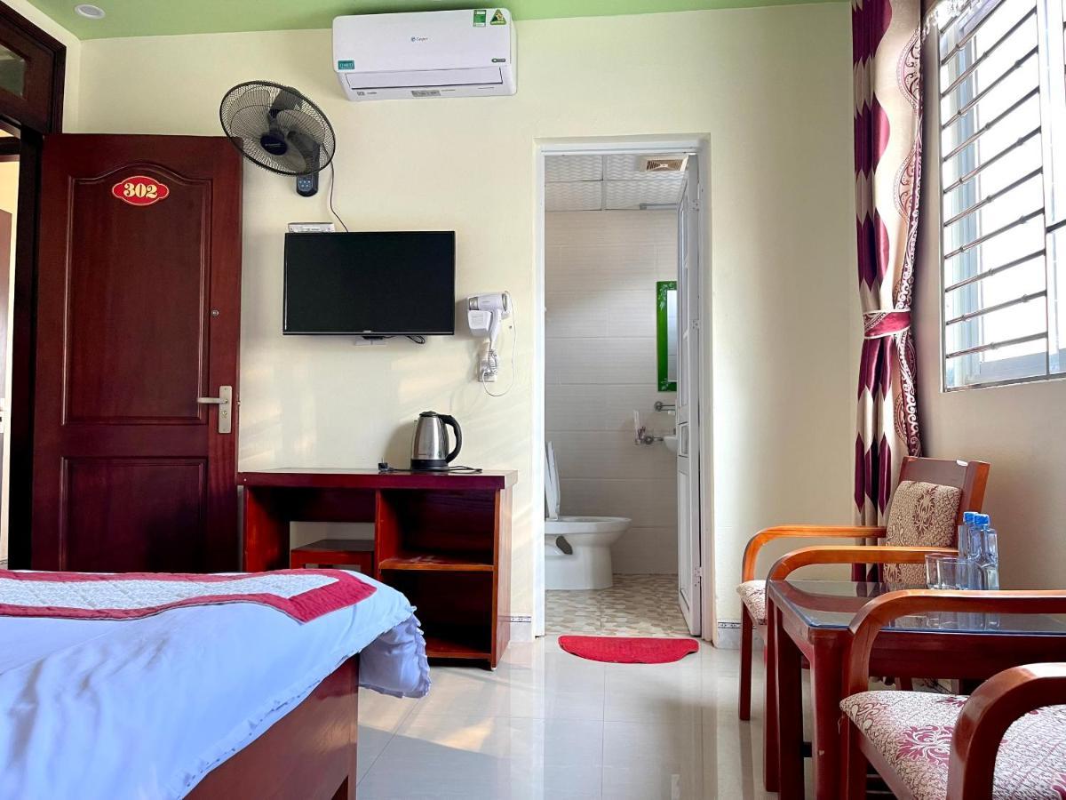 Huy Hoang Hotel Đồng Văn Esterno foto
