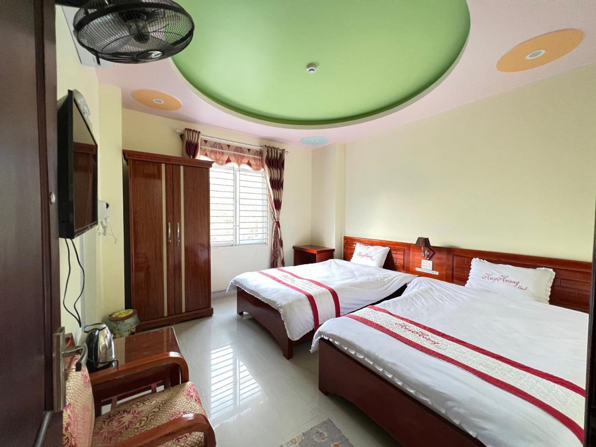 Huy Hoang Hotel Đồng Văn Esterno foto